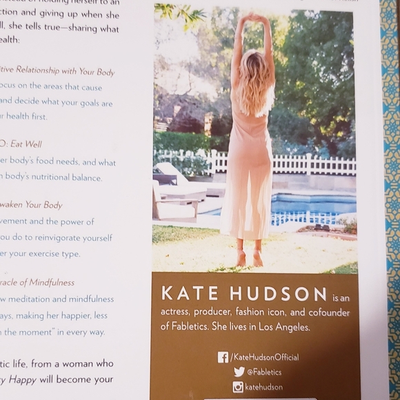 Pretty Happy by Kate Hudson - Picture 4 of 5